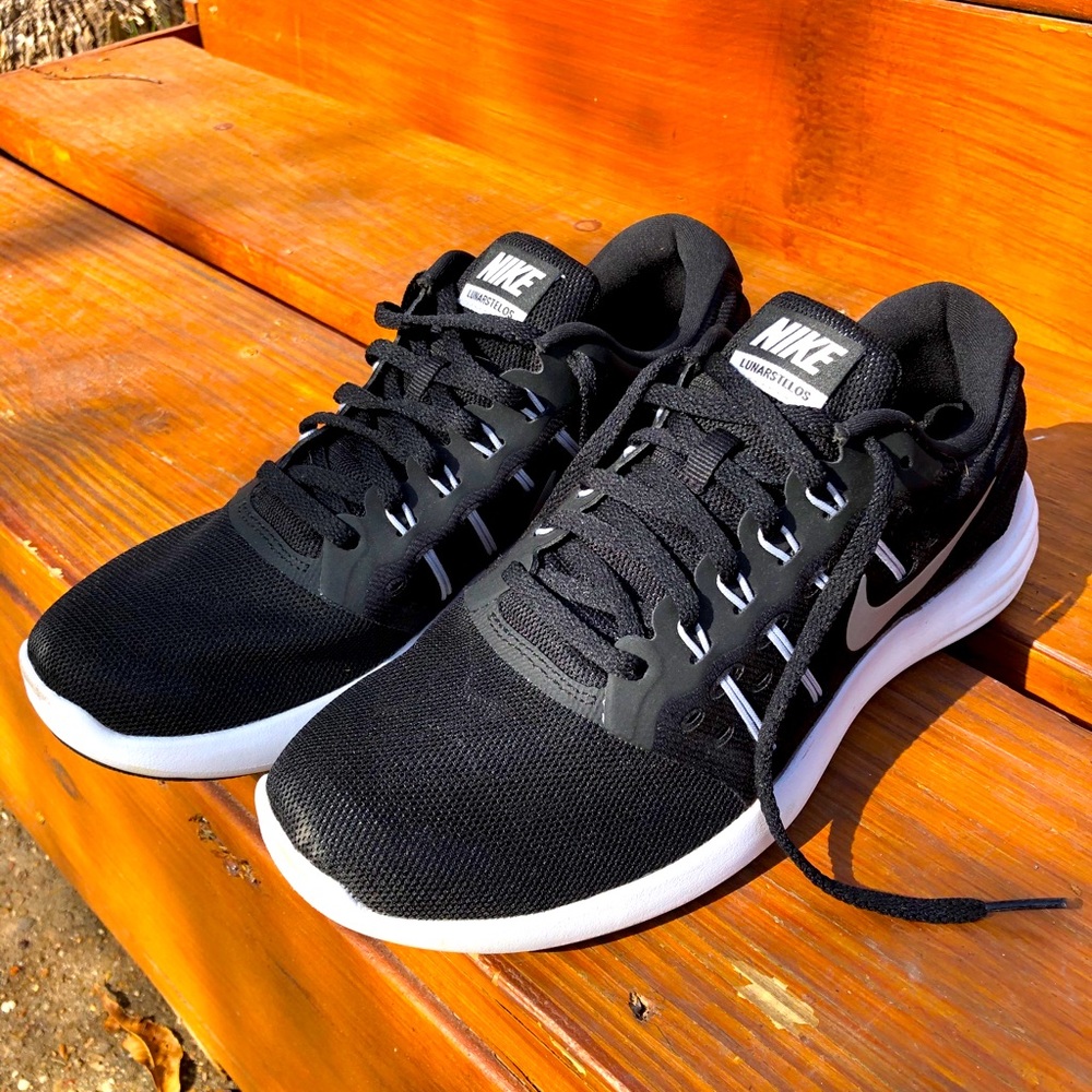 Nike Lunarstelos